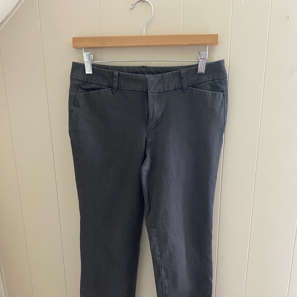 Old Navy pixie crop pant